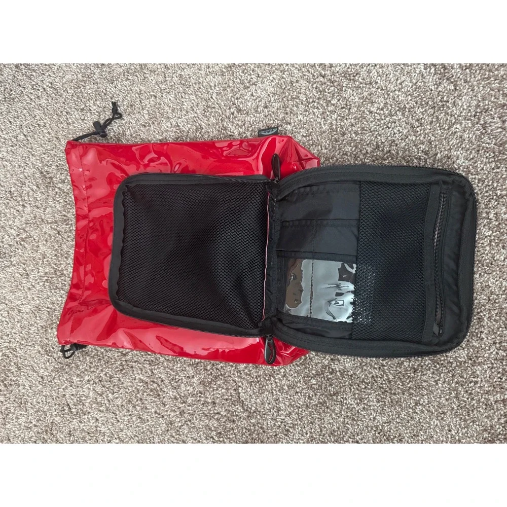 Sun Mountain‎ Red Patent Vinyl Drawstring Pouch Bag Organizer Pouch